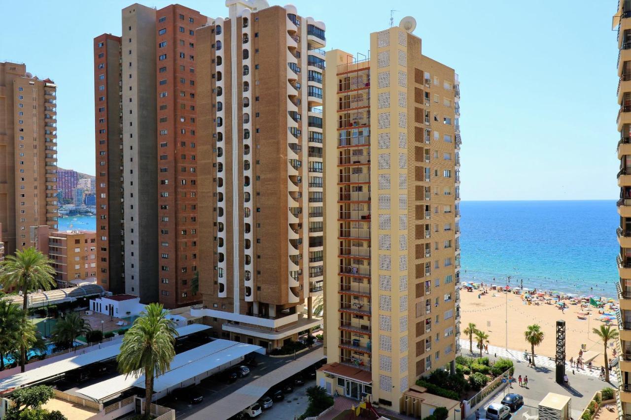 Bacana 9-4 Benidorm Luaran gambar